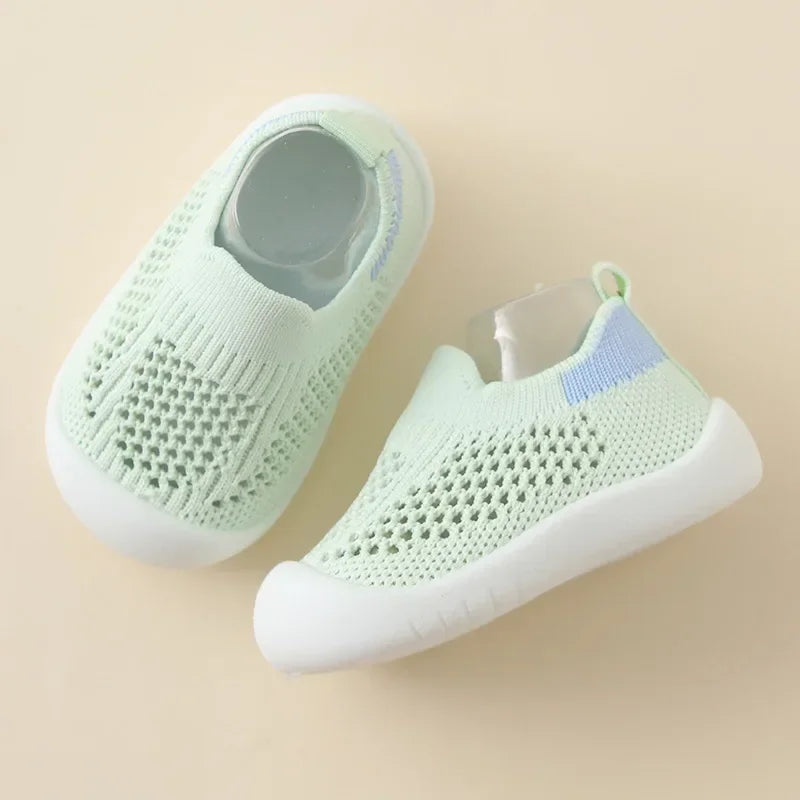 WideStep™ Mesh Baby Sneakers